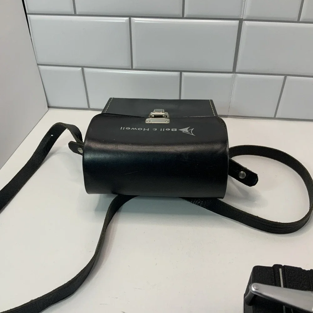 Bell & Howell Vintage 8mm Movie Camera Electric Eye with Case untested